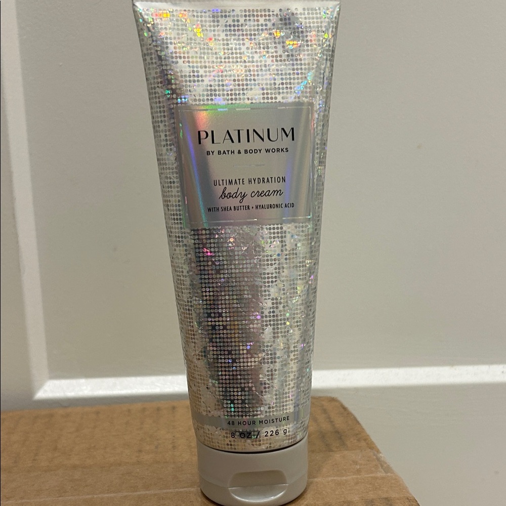 Bath & Body Works (NWT) Platinum Shimmer Ultimate Hydration Body Cream